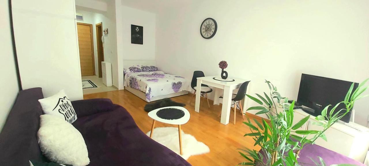 Kralj Studio Jagodina Εξωτερικό φωτογραφία
