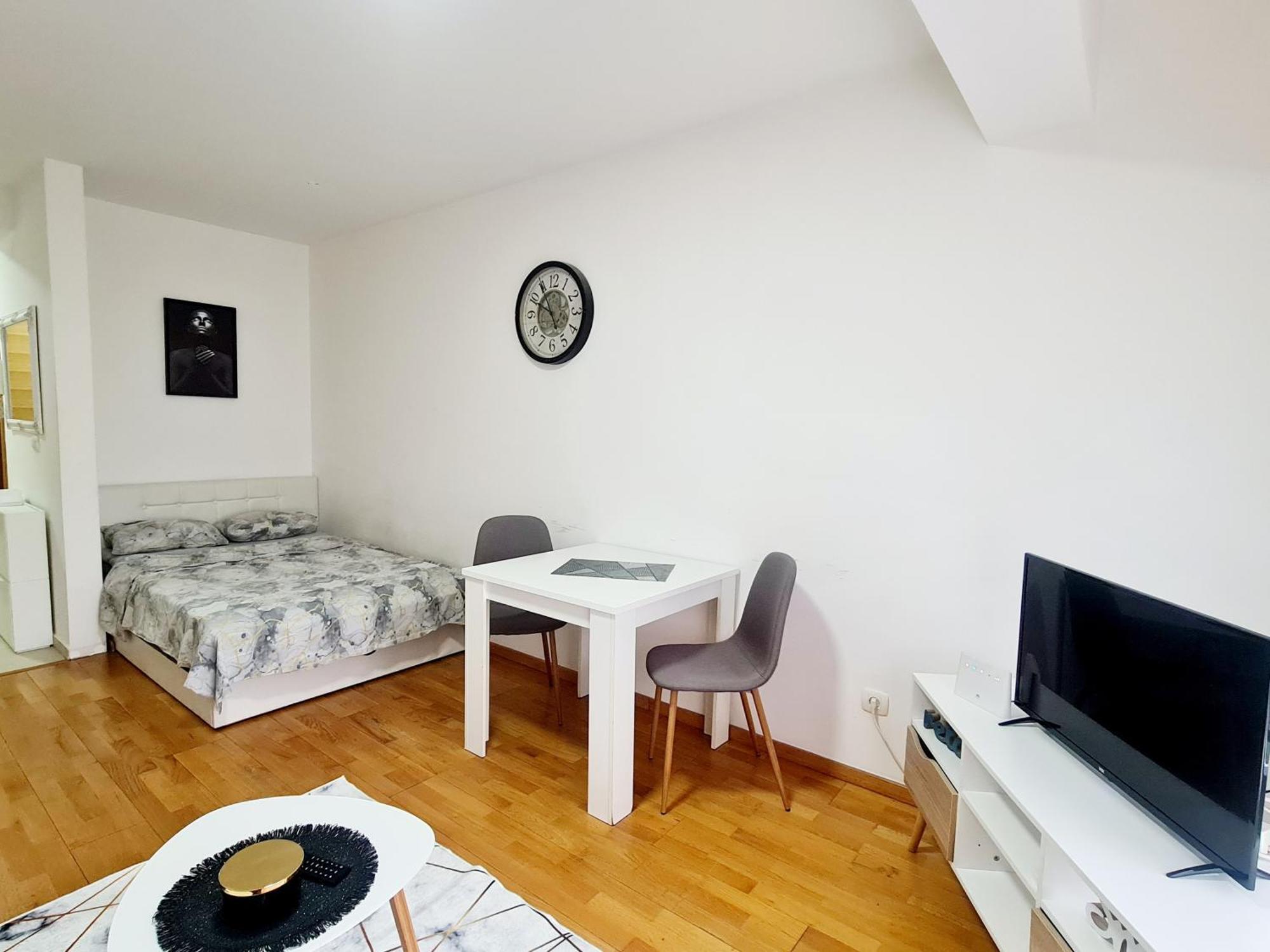 Kralj Studio Jagodina Εξωτερικό φωτογραφία