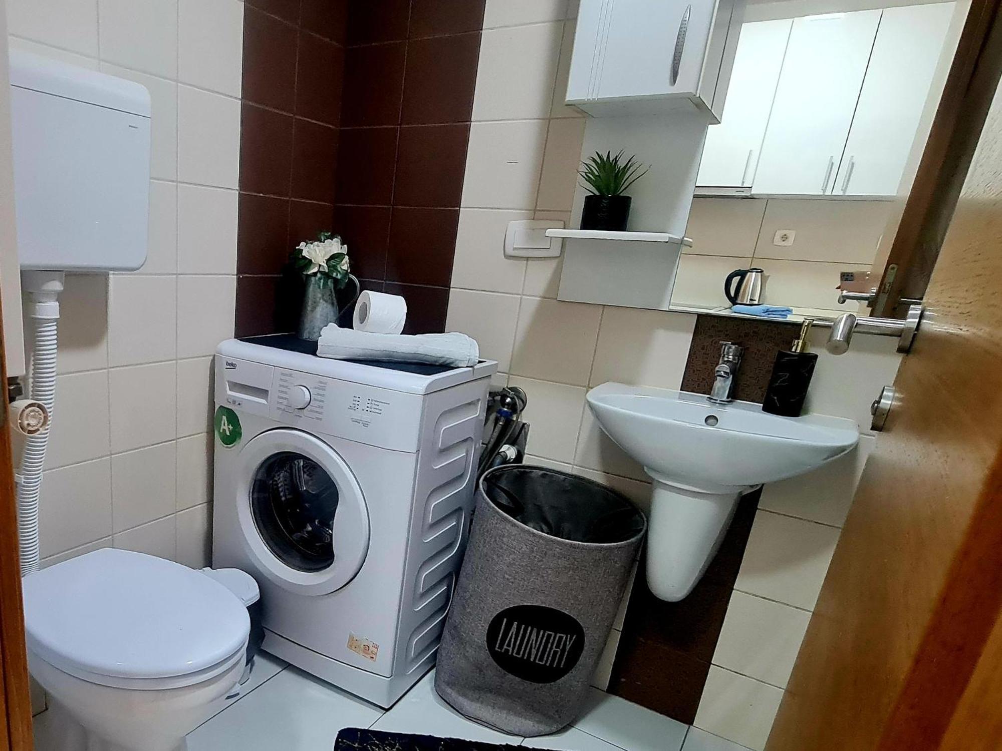 Kralj Studio Jagodina Εξωτερικό φωτογραφία